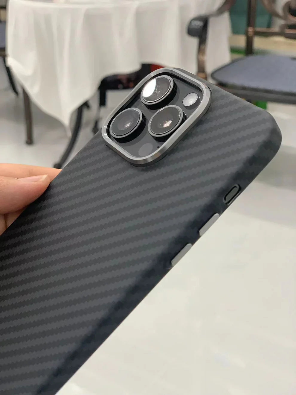 Pitaka Premium Design Carbon Series Case Carbon Fiber